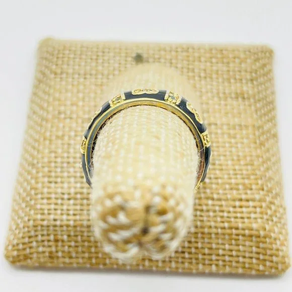 Black Enamel Rhinestone Hearts Ring Gold Tone Classic Commitment Wedding Band - Picture 5 of 6